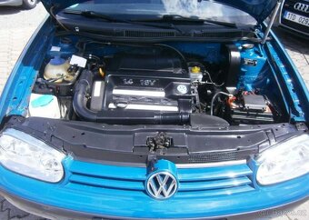 Volkswagen Golf 1.4i klima,2x kola benzín manuál 55 kw - 13