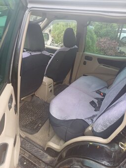 Nissan Terrano II - 13