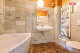 Prodej rodinného domu, 500 m², Očihov, ul. Očihovec - 13