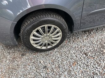 Škoda Fabia 1.2 i Klima, 8xPneu, ESP - 13