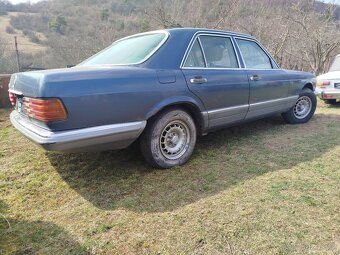 Mercedes Benz 280 SE W126 - 13