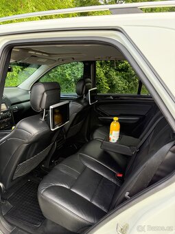 Mercedes-Benz ML320CDI 2010 Rok - 13