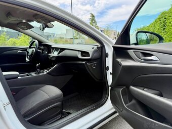 Opel Insignia 2019 1,6 CDTI Kombi - 13