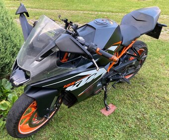 KTM RC 125 + ZDARMA nový sedlový vak a nepromok kombinéza - 13