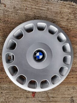 ORIG. POKLICE BMW 15'', POUZE 1 KS, ORIG. Č. 36.13-1 093 3 - 13