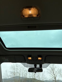 Subaru Outback 3.6 140000km - 13