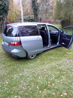 Mazda 5 - 13