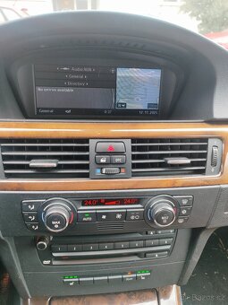 BMW e93 320i Cabriolet/Roadster - 13