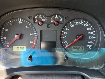 Golf IV 1.6 - 13