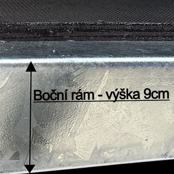 Brzděný přívěsný vozík 1300Kg, 2,65m x 1,30m, svařovaný rám - 13