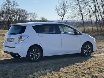 Toyota Verso 1.8i - 13