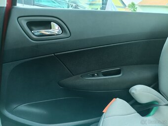 Na prodej Peugeot 308 SW - 13