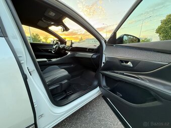 Peugeot 5008 7 míst individuální výbava - 13