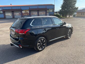 Mitsubishi Outlander PHEV 2018 (hybrid) Instyle+ - 13
