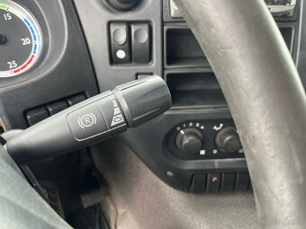 DAF CF 85.460 8x4 MANUÁL RETARDÉR EURO V - 13