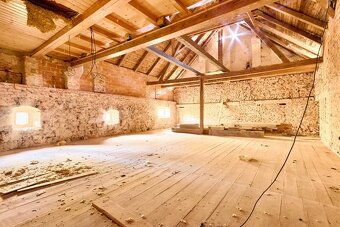 Prodej rodinného domu, 520 m2, Jindřichův Hradec, ul. Dolní  - 13