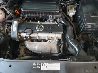 VW Golf 6 1,4i 16V benzín 59kW - 13