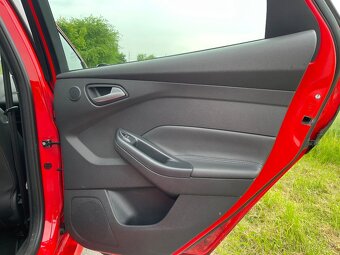 Ford Focus 2.0 ST 184kw - 13