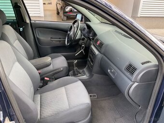 Škoda Octavia 1.8Turbo Style - Xenony - Webasto - tažné - 13