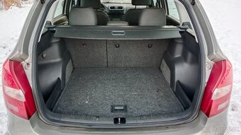 Škoda Fabia II-2 Kombi 1.4i 16V 63kW,9/2008,SERV.KNIHA,KLIMA - 13