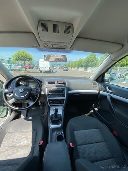 Škoda octavia II 1.6 TDI - 13