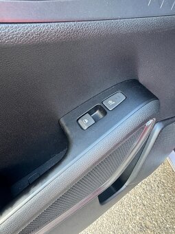 Kia Soul  EV 150kW plna vybava Zaruka - 13