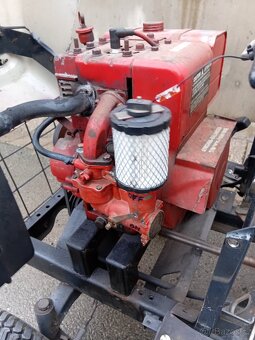 Prodám zahradní traktor malotraktor Iseki - 13