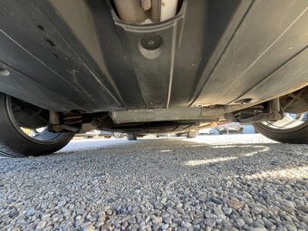 Honda Civic 1.8i V-tec 104kw, 1. majitel - 13