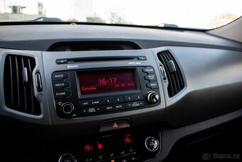 Kia Sportage 1.7 CRDi, 85kW (2015) - 13