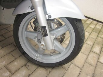 piaggio x8 200.Model 2006.nová STK,Moc hezky stav. - 13