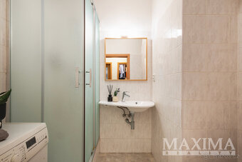 Byt 1+kk o ploše 36.7 m2 - Praha, Libeň - 13