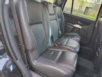 Volvo XC90 2,4 D AWD/servis/TOP/bezkoroze - 13