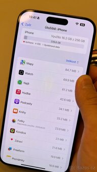 Apple iPhone 15 Pro Max 256 GB - 13