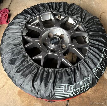 Kola 225/45 R17 Volkswagen Golf 8 - 13