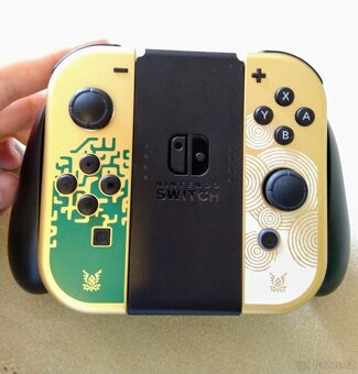 Nintendo Switch OLED edice Zelda Tears of the Kingdom - 13