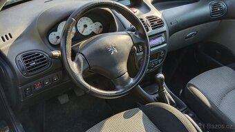Peugeot 206 1.6I - 13