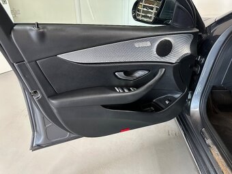 Mercedes-Benz E200d Technology Edition - 13