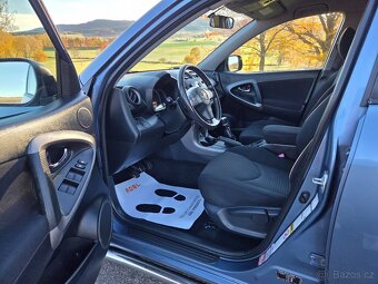 Toyota RAV4 - 4x4 - 2.2 D-CAT - 130KW - KUP ČR - 13