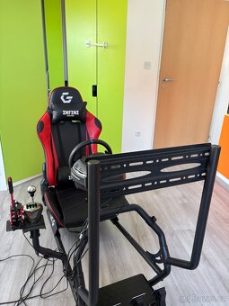 Playseat + Thrustmaster T300 - 13