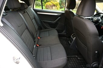ŠKODA OCTAVIA III KOMBI DSG 2,0 TDI 135KW 4X4 - 13