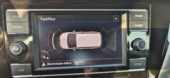 Volkswagen Touran 1,6 TDI DSG - 13