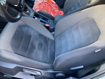 Volkswagen Golf 7 - 2.0 TDI, 2014, 177tkm, CZ, nehavarovaný - 13