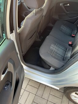 Volkswagen Polo 1.2 TSI 66kW s jasnou historií a řemenem - 13