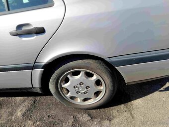 Mercedes-Benz C180 W202 - 13
