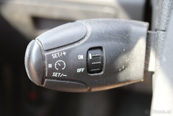 Peugeot 407, 3,0i 155KW, 2.maj.,ČR,AUTOMAT,r.v. 2004 - 13