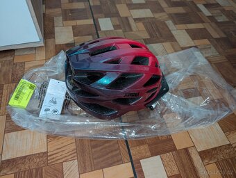 4x cyklo přilba ,kšilt brýle a zadní světlo na usb - 13
