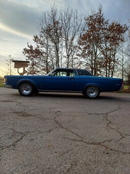 Lincoln Continental mark lll - 13