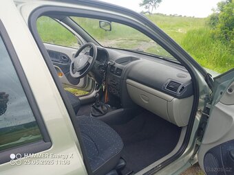 Renault Clio 1.5 DCI - 13