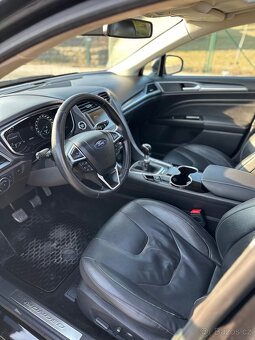 Ford Mondeo 2015 rok 2.0 tdci 110 kw ve nejlepší výbavě - 13