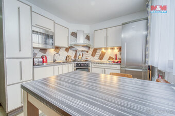 Prodej bytu 3+1, 62 m², Klatovy, ul. Zahradní - 13